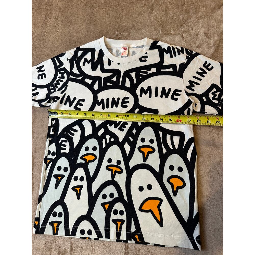 Disney UTGP Penguin Mine Graphic T-Shirt White Black XS - Picture 2 of 6